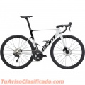 2027 Giant Propel Advanced 2 Road Bike